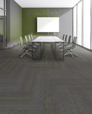 2024 Silverstone Beijing Carpet Tiles Peso totale 4500g/mq ±3% con Jacquard Design