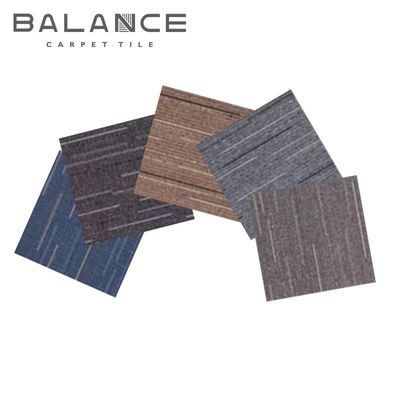 Piastrelle per tappeti Pechino 50x50 Luxury Hotel PP Jacquard Commercial Office Pavimento in PVC Antislip