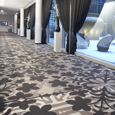 Colore personalizzato Wilton tessuto 4m Roll Floral Pattern Parete a Parete tappeto in 100% Nylon