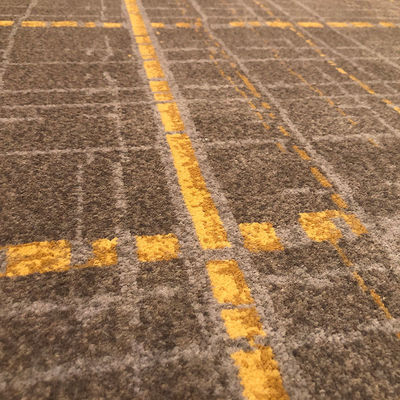 Tappeto Axminster di qualità commerciale pesante per pavimenti di lusso in Hotel 5 stelle Hilton Hotel