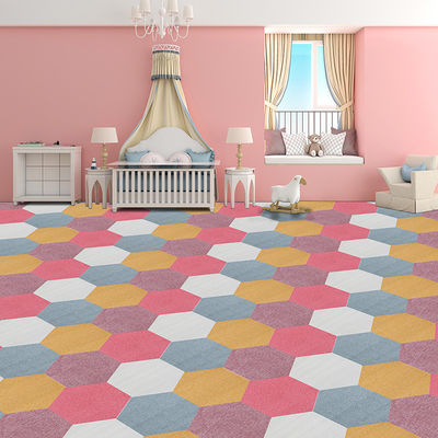 Tela di tappeto per bambini a forma esagonale solida a bassa manutenzione realizzata in 100% nylon