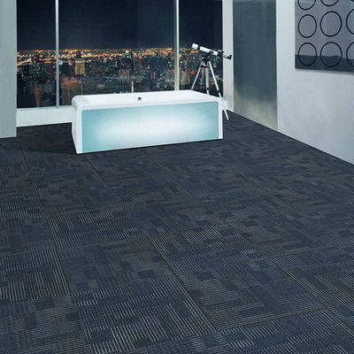 Sala riunioni grigio resistente al fuoco ufficio commerciale modulare piastrelle di tappeto di nylon 50*50