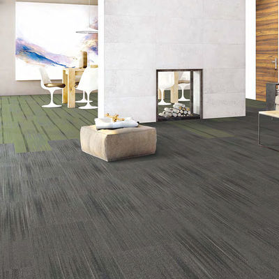 Commerciale 18x36in Moderne piastrelle di tappeto Piastrelle di traffico pesante Fabbricazione di tappeti100% Tapis di nylon Moquette