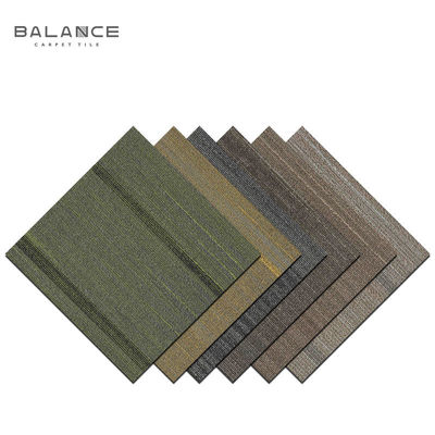Commerciale 18x36in Moderne piastrelle di tappeto Piastrelle di traffico pesante Fabbricazione di tappeti100% Tapis di nylon Moquette