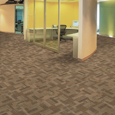 Pavimenti per uffici commerciali 50*50 cm tappeti con supporto in PVC e peso di 528 g/mq