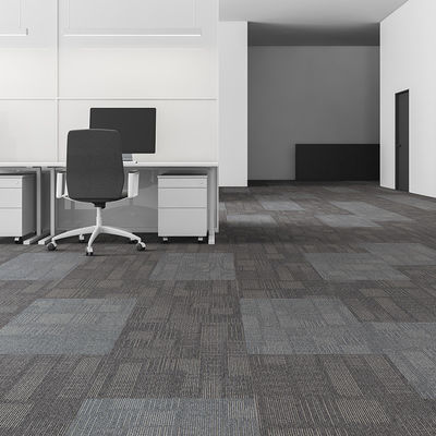 Portali impermeabili in nylon quadrato o rettangolare forma PVC modulare Office Carpet Tile 50*50cm
