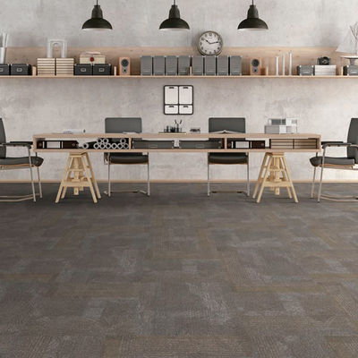 Pavimenti per uffici commerciali e alberghieri Lavabili Piastrelle di tappeto in nylon geometrico moderno con supporto in PE