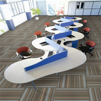 500mm*500mm PP Modular Carpet Tile PVC Backing Machine Made Carpet per camera da letto
