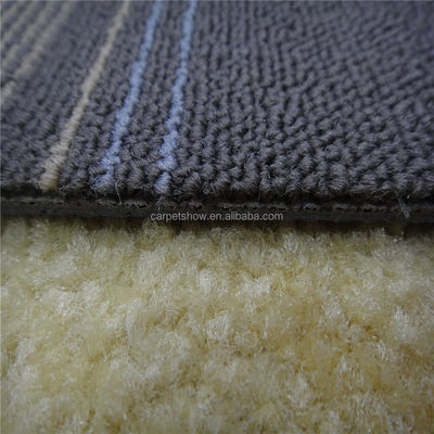 500mm*500mm PP Modular Carpet Tile PVC Backing Machine Made Carpet per camera da letto