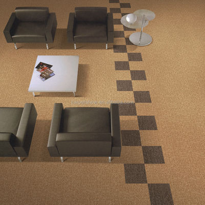 Piastrelle di tappeto in PVC con backcontec per pavimenti per uffici commerciali