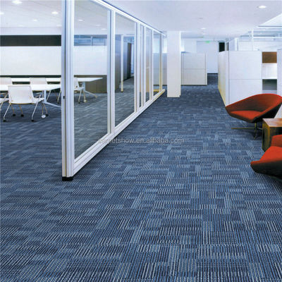 50x50 piastrelle per tappeti per ufficio con disegni stampati in Jacquard fatti a mano e design antiscivolo