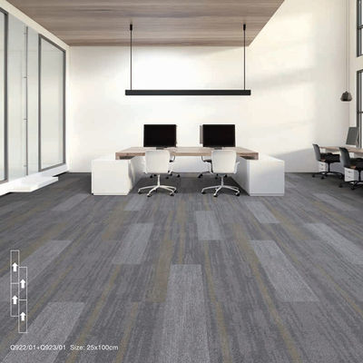 50x50cm Medium Pile Abstract Pattern Custom Carpet Tile per il design moderno dell'ufficio domestico