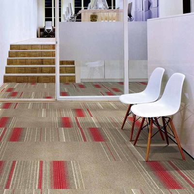 Piastrelle di tappeto commerciale con supporto di nylon e bitume a pila media per pavimenti per uffici
