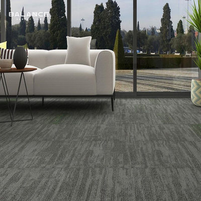 Tappeto modulare in PVC per modelli moderni negli spazi commerciali