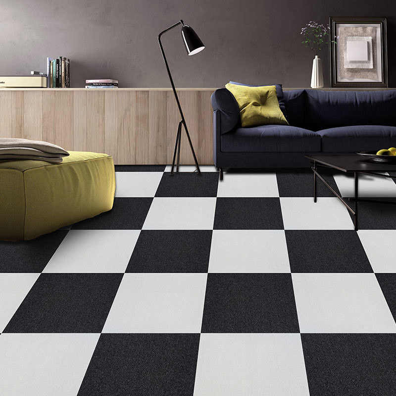 Abstract Pechino Silverstone Acustico Carpet Nero Bianco Piastrelle Tessute Taglio Pila Quadrato Carpet Camera Da Letto Porta Esterno Golf Preghiera Materiale PP