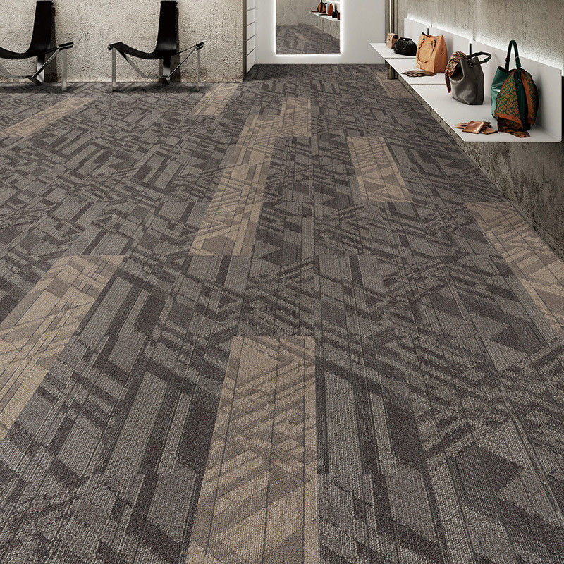 Commerciale Moderne Carpet Nylon Piastrelle Tufted Abstract cuscinato 50x50 PVC PP per Hotel