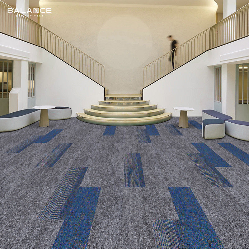 25X100 Piastrelle per tappeti per pavimenti per uffici Spessore totale approssimativo 6,0 mm per aree ufficio quadrate